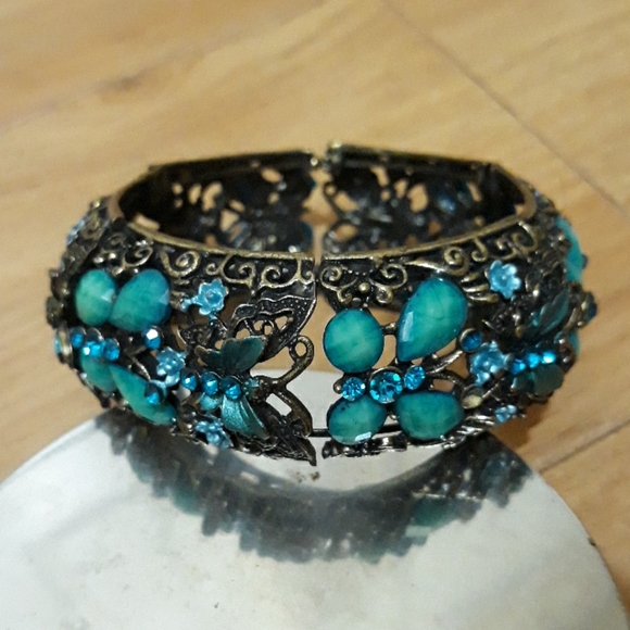 Bracelet - Picture 2 of 3